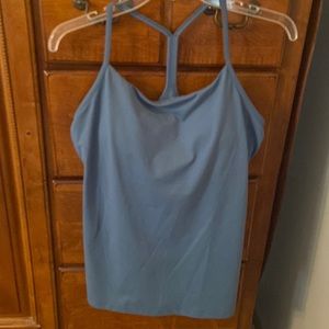 Eddie Bauer tank with built in bra size Large
